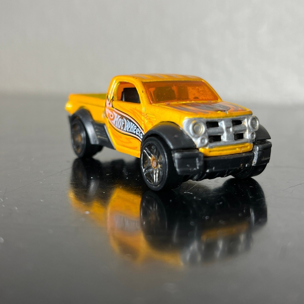 Hot Wheels Dodge M80 Pickup Truck 1:64 Yellow Flame Graphics 4x4 Miniature